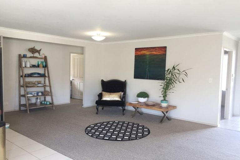 Photo of property in 137 Cyril French Drive, Flat Bush, Auckland, 2016