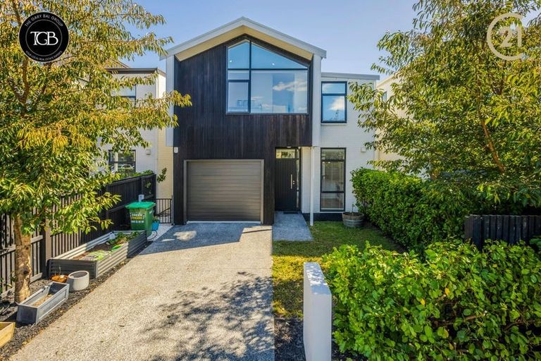 Photo of property in 17 Courage Road, Papakura, 2110