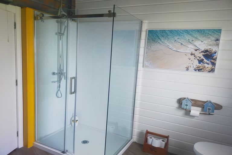 Photo of property in 17 Howe Street, New Brighton, Christchurch, 8083