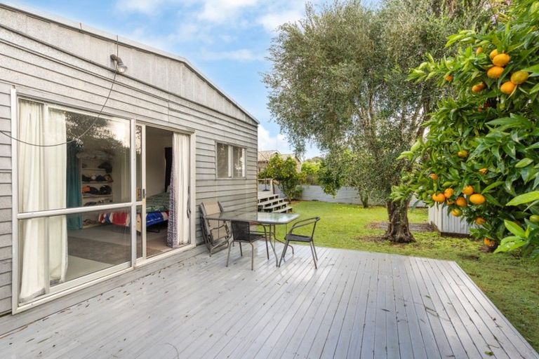 Photo of property in 212 Otahu Road, Whangamata, 3620