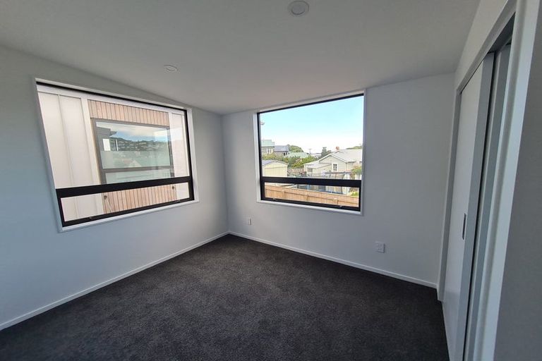 Photo of property in 2/3 Mamari Street, Rongotai, Wellington, 6022