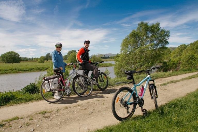 Photo of property in 11 Johnson Avenue, Amberley, 7410