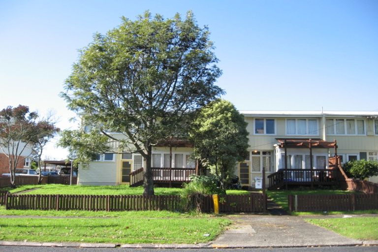 Photo of property in 35 Hills Road, Otara, Auckland, 2023