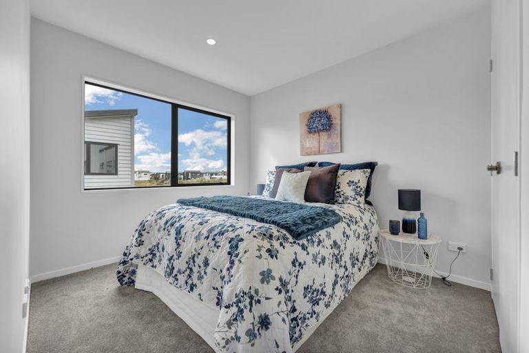 Photo of property in 2 Military Lane, Papakura, 2110