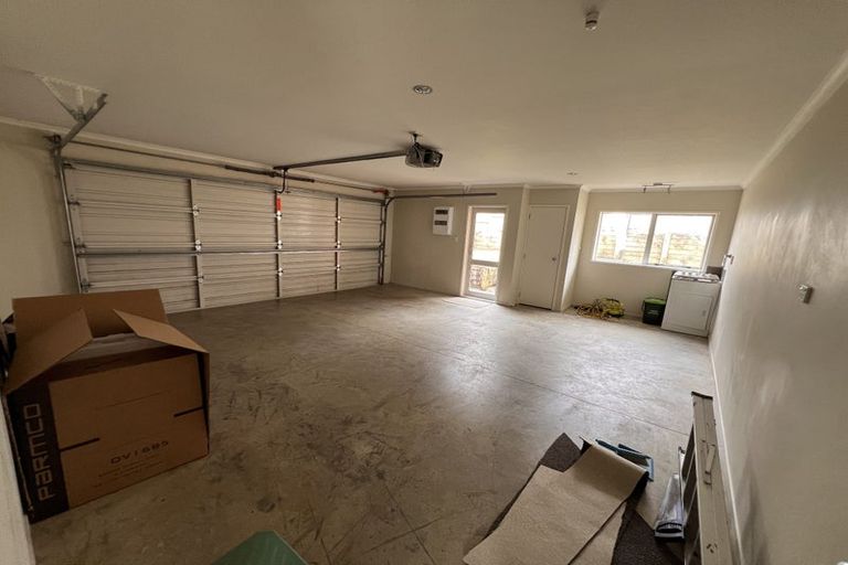 Photo of property in 9 Canyon Drive, Oteha, Auckland, 0632