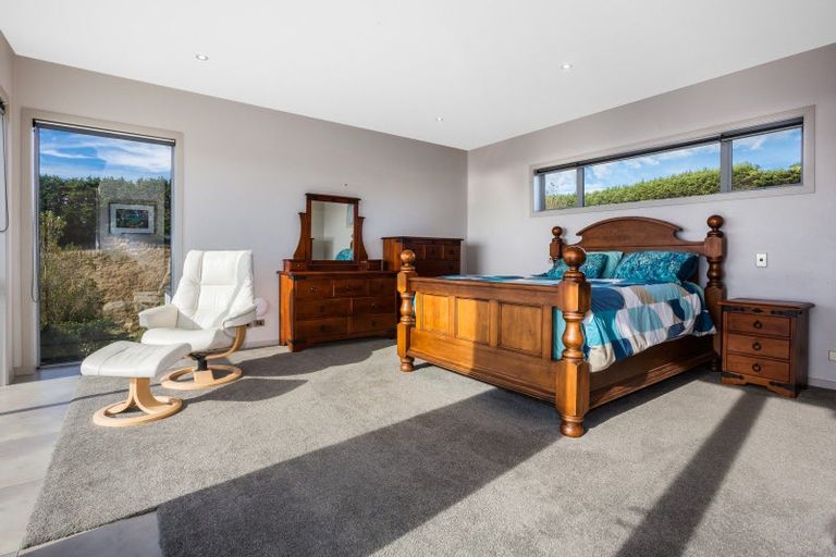 Photo of property in 75b Paremata Haywards Road, Pauatahanui, Porirua, 5381