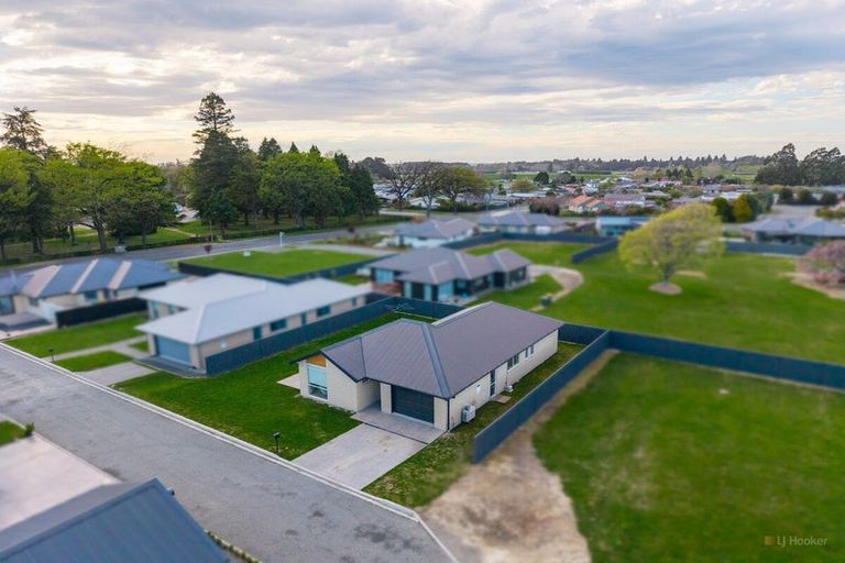 Photo of property in 3 Strawberry Lane, Waimate, 7924