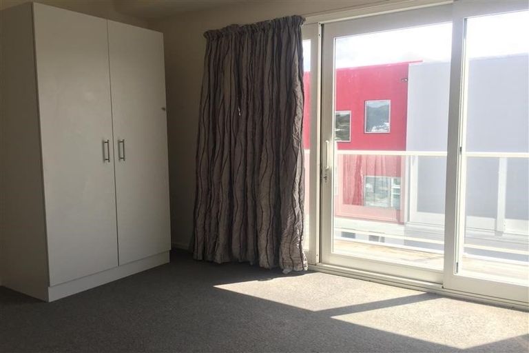 Photo of property in The Peak Apartments, 1001/170 Taranaki Street, Te Aro, Wellington, 6011