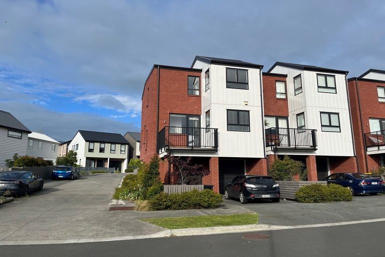 Photo of property in 9 Marsics Street, Glen Innes, Auckland, 1072