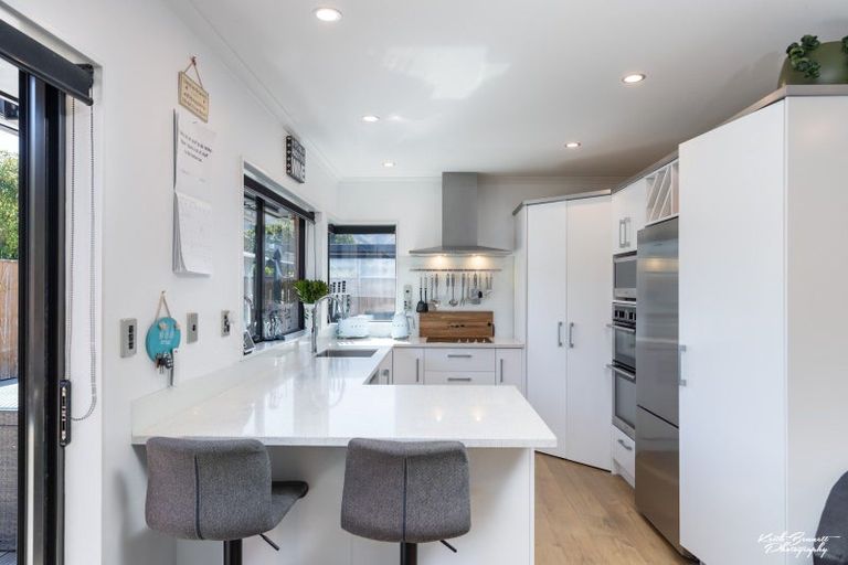 Photo of property in 258a Fergusson Drive, Heretaunga, Upper Hutt, 5018