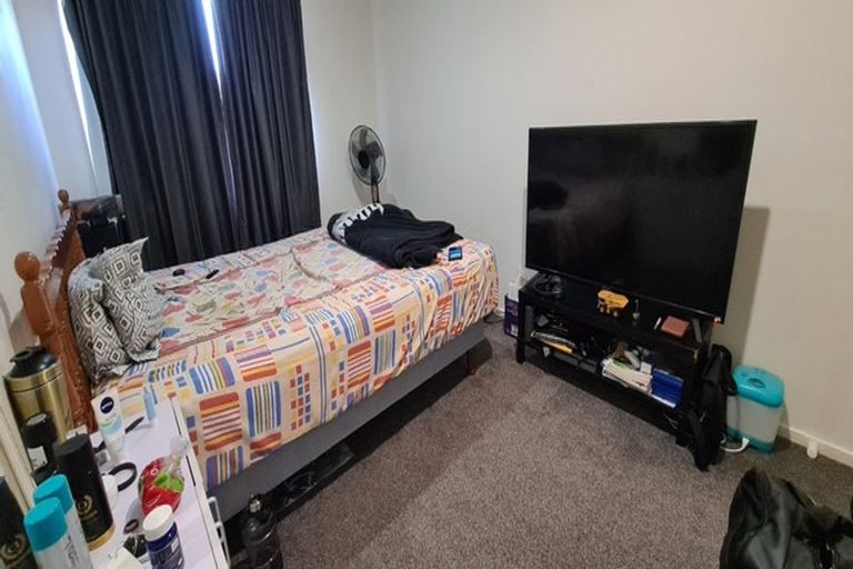 Photo of property in 14 Vitex Lane, Henderson, Auckland, 0612