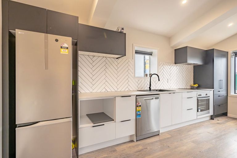 Photo of property in 2/66 Bay Road, Kilbirnie, Wellington, 6022