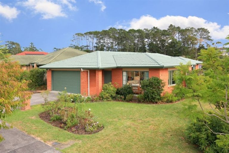 Photo of property in 18 Chelmsley Avenue, Henderson, Auckland, 0612