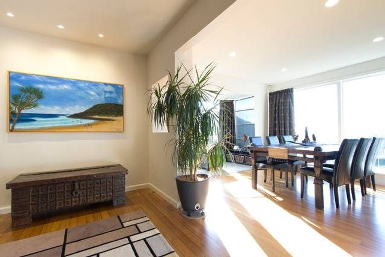 Photo of property in 8 Ocean View Terrace, Sumner, Christchurch, 8081