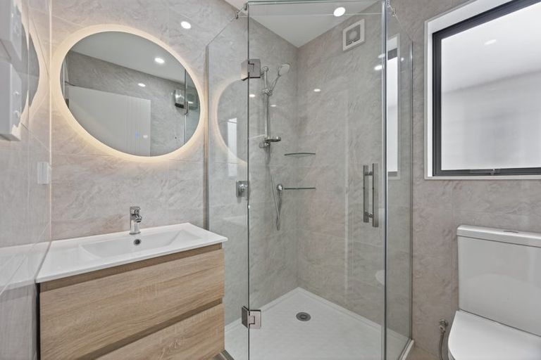 Photo of property in 27 Arahopu Place, Papakura, 2110