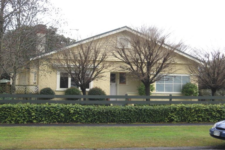 Photo of property in 10 Saint Winifreds Avenue, Hamilton East, Hamilton, 3216