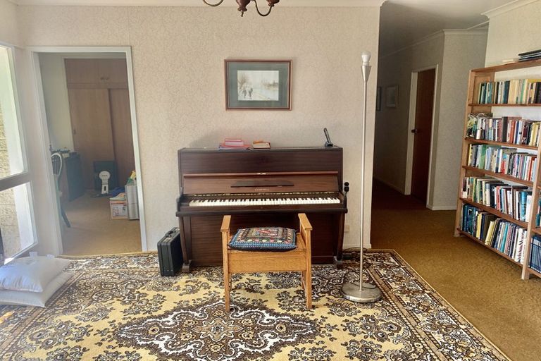 Photo of property in 117 Honi Taipua Street, Manakau, Levin, 5573