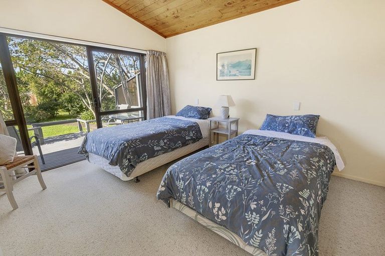 Photo of property in 4 Kopipi Crescent, Ngunguru, Whangarei, 0173