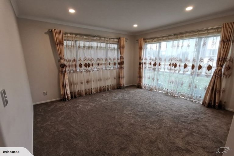 Photo of property in 3 Calcite Avenue, Flat Bush, Auckland, 2019
