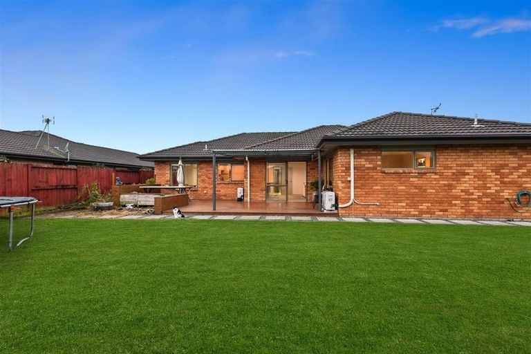 Photo of property in 99 Barrington Drive, Huntington, Hamilton, 3210