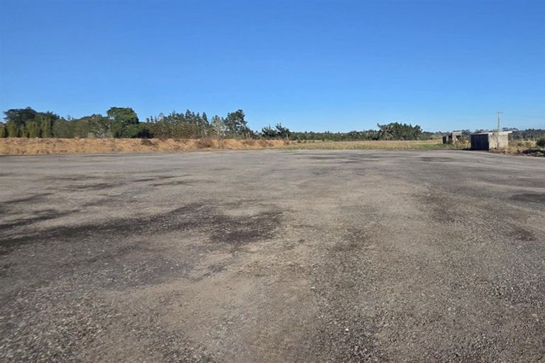 Photo of property in 96a Trig Road, Whenuapai, Auckland, 0618
