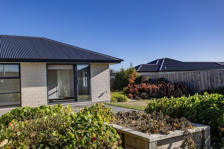 Photo of property in 15 Johnson Avenue, Amberley, 7410