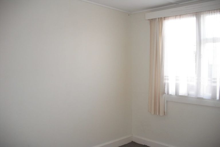 Photo of property in 160 Wainoni Road, Avondale, Christchurch, 8061