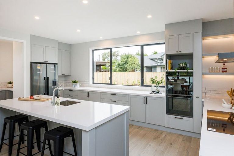 Photo of property in 92 Jickell Street, Hokowhitu, Palmerston North, 4410