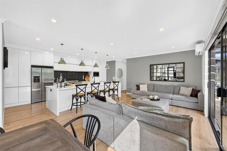 Photo of property in 16 Riverhead Point Drive, Riverhead, 0820