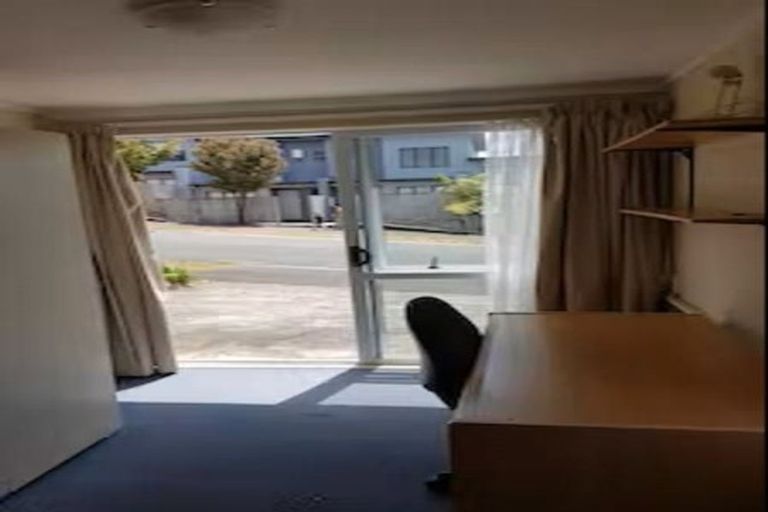 Photo of property in 104 Hillcrest Road, Hillcrest, Hamilton, 3216