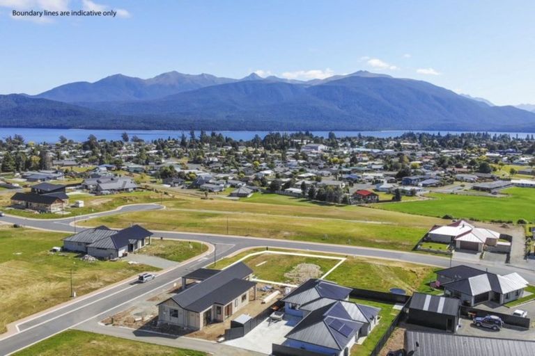 Photo of property in 1 Millar Place, Te Anau, 9679