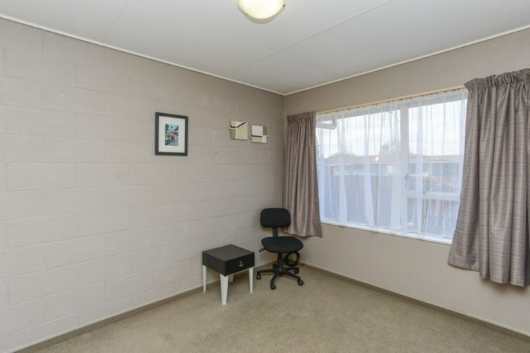 Photo of property in 3/302 Sylvan Road, Parkvale, Hastings, 4122