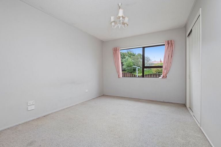 Photo of property in 9a Civic Place, Waiuku, 2123