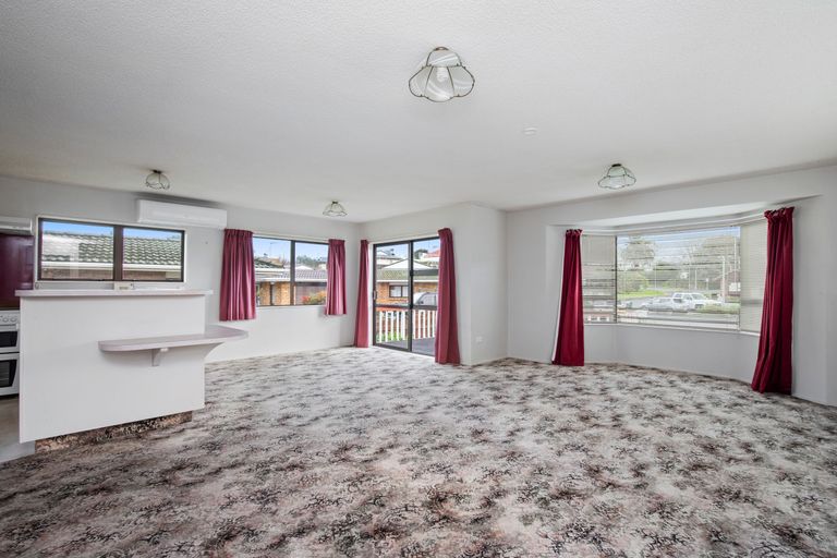 Photo of property in 9a Civic Place, Waiuku, 2123