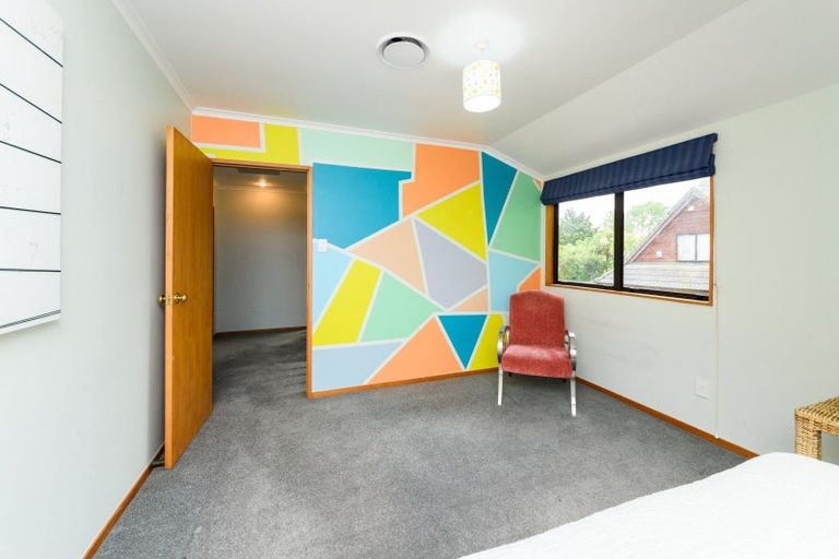 Photo of property in 35 Te Awe Awe Street, Hokowhitu, Palmerston North, 4410