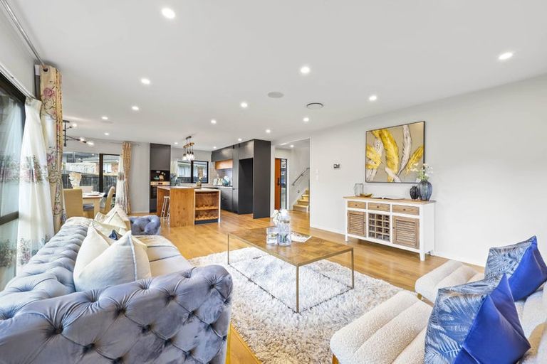 Photo of property in 21b Wells Road, Bucklands Beach, Auckland, 2012