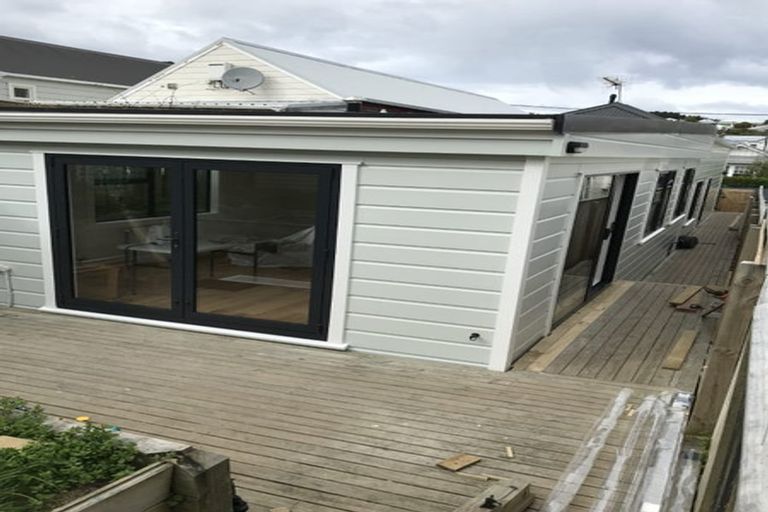 Photo of property in 7 Milton Street, Berhampore, Wellington, 6023