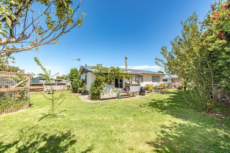 Photo of property in 108 Hinau Street, Castlecliff, Whanganui, 4501