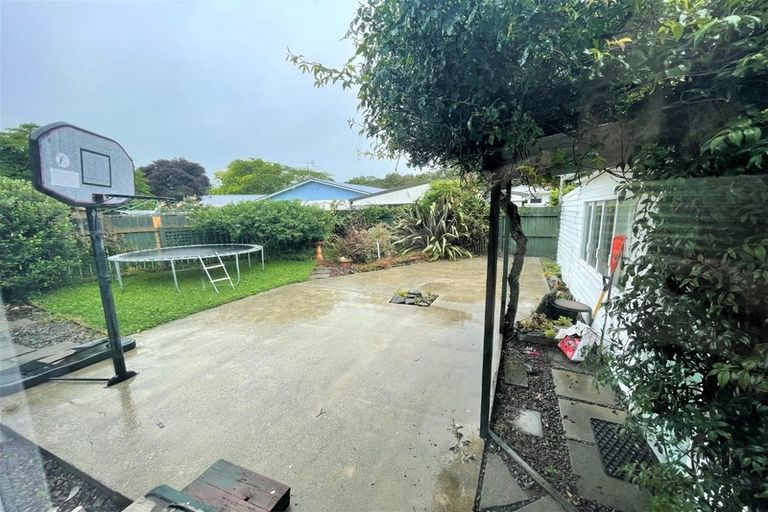 Photo of property in 5 Parera Grove, Heretaunga, Upper Hutt, 5018