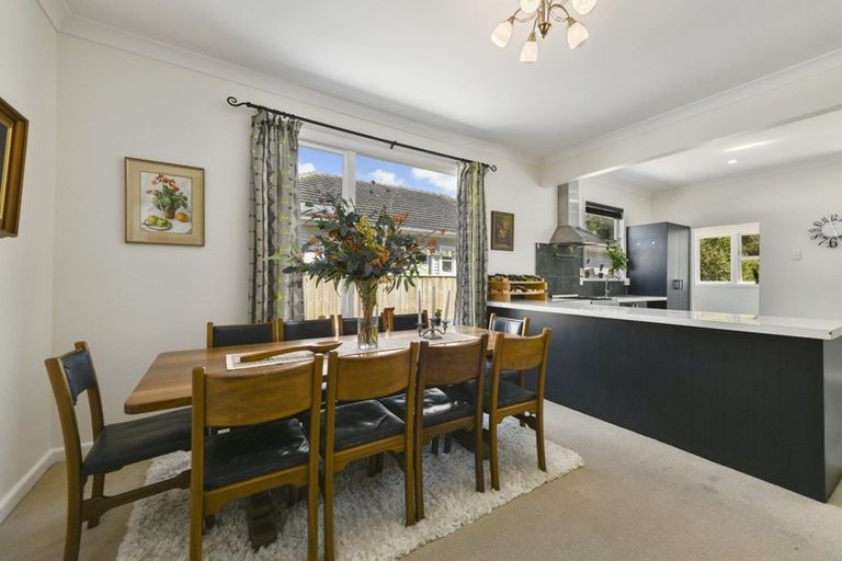 Photo of property in 25a Black Beech Street, Birchville, Upper Hutt, 5018