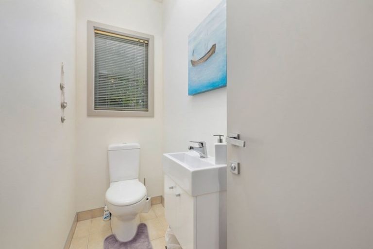 Photo of property in 293 Riverbank Road, Wanaka, 9382