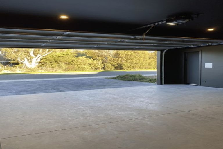 Photo of property in 31 Regent Street, Martinborough, 5711