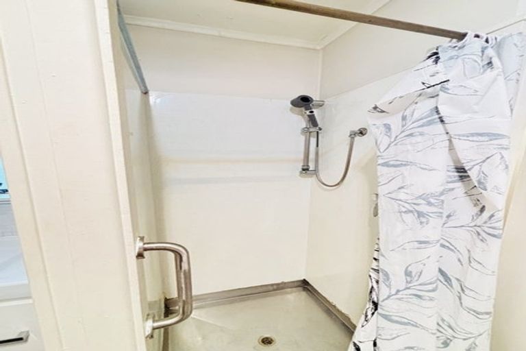 Photo of property in 5/46 Lynwood Road, New Lynn, Auckland, 0600