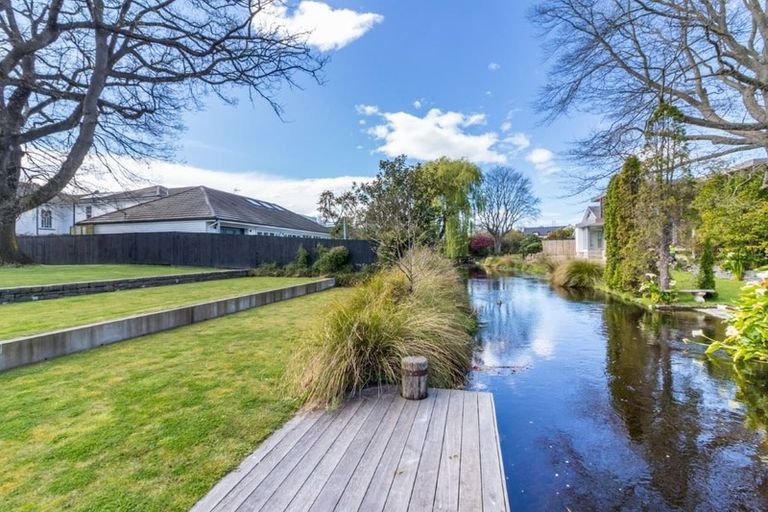 Photo of property in 142a Glandovey Road, Strowan, Christchurch, 8052