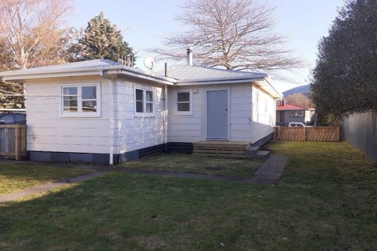 Photo of property in 5 Rea Grove, Turangi, 3334