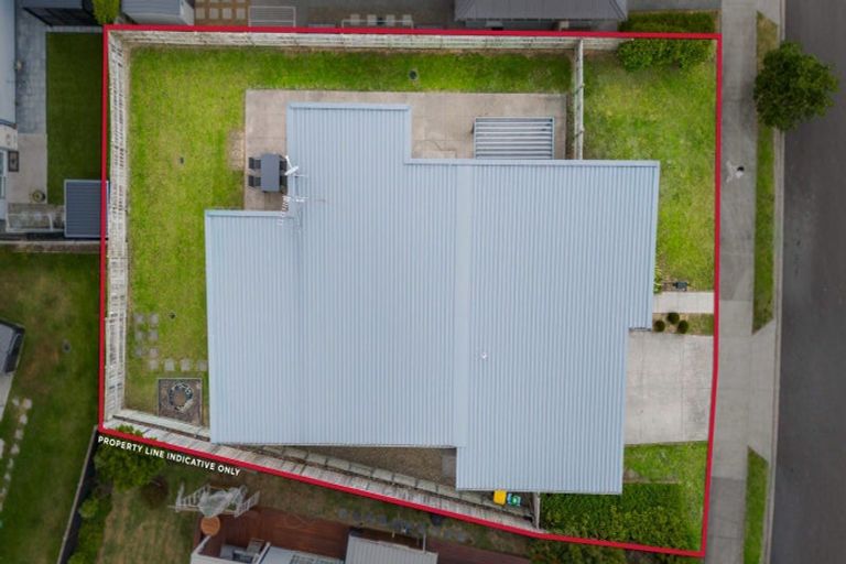 Photo of property in 30 Tyler Davies Drive, Red Beach, 0932