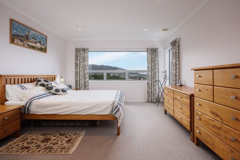 Photo of property in 84 Downing Street, Crofton Downs, Wellington, 6035