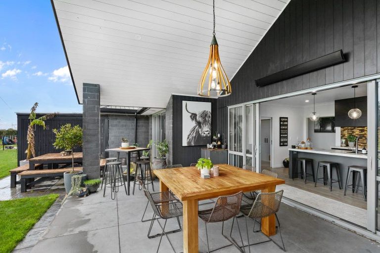 Photo of property in 15 Shadbolt Drive, Leamington, Cambridge, 3432