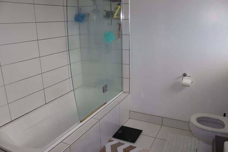 Photo of property in 34 Dissmeyer Drive, Clover Park, Auckland, 2019