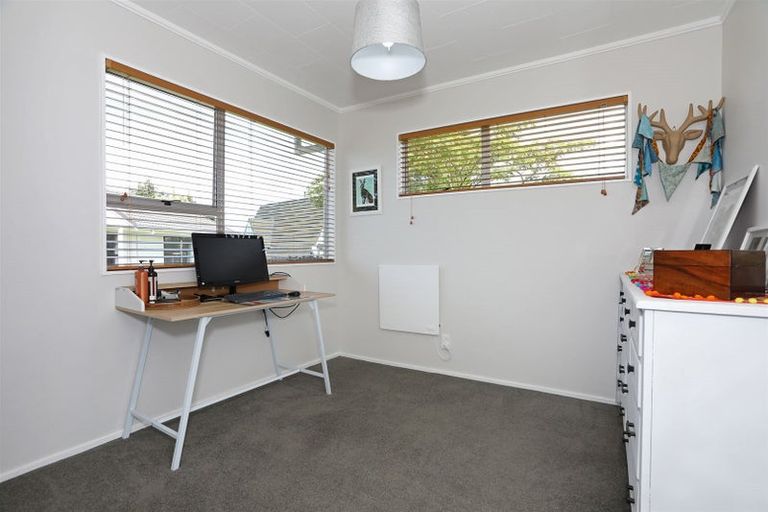 Photo of property in 3 Meads Place, Bulls, 4818